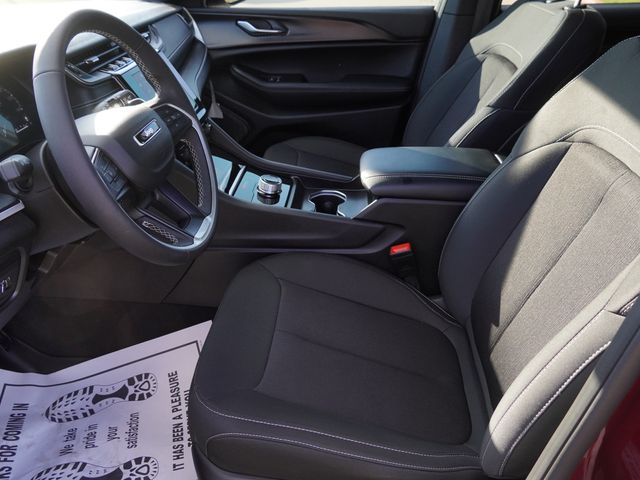 Used 2025 Jeep Grand Cherokee L SUV