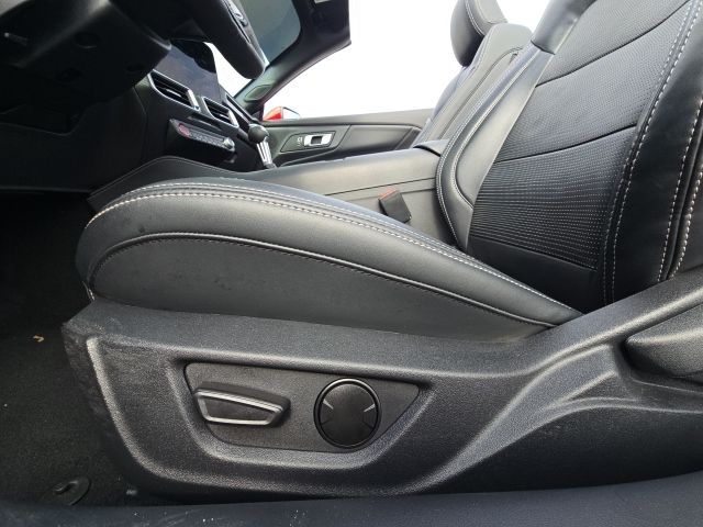 2024 Ford Mustang EcoBoost Premium:B02185