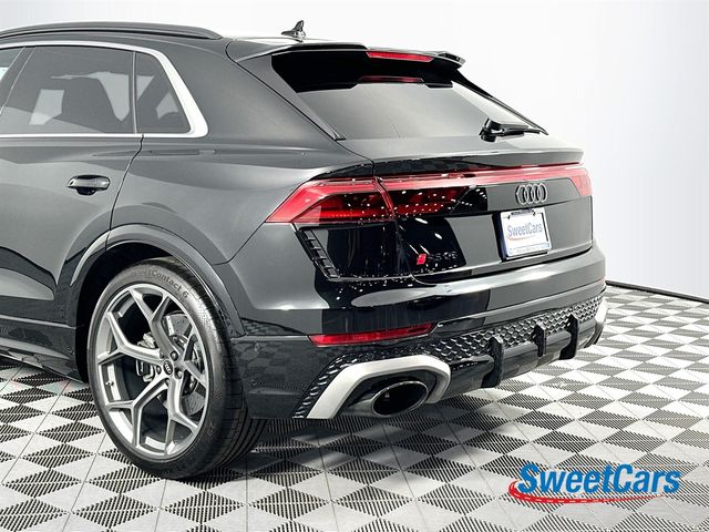 2025 Audi RS Q8 performance