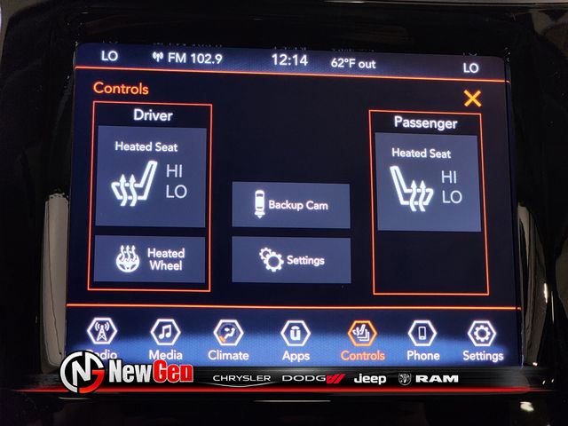 View vehicle photo 5