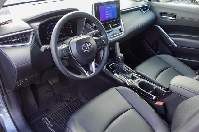 Used 2025 Toyota Corolla Cross SUV