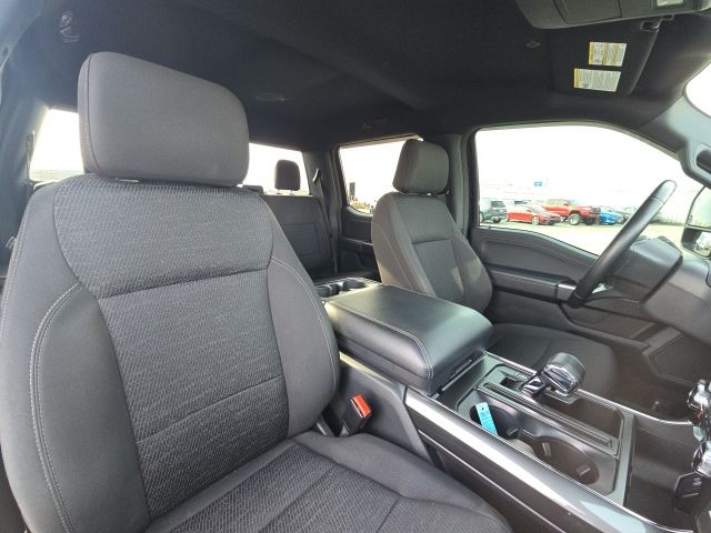 2022 Ford F-150 XLT:B02121