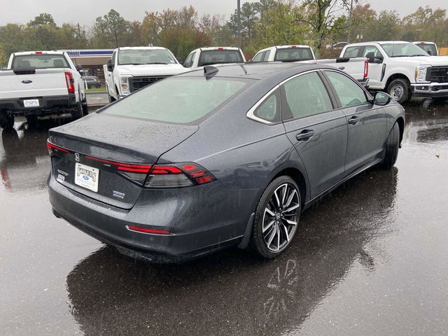 2023 Honda Accord Hybrid Touring 3