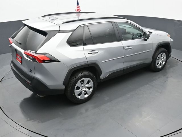 2021 Toyota RAV4 LE 43