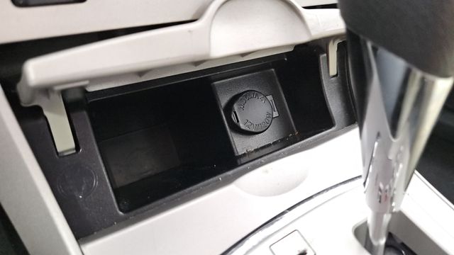 Used 2013 Tropical Sea Metallic Toyota LE image 30