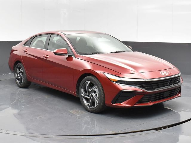 2024 Hyundai Elantra SEL Convenience photo 7