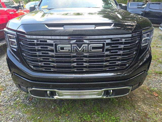 Used 2026 Black GMC Denali Ultimate image 15