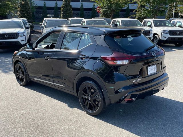 2023 Nissan Kicks SR 5