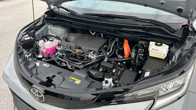 New 2026 Toyota Sienna Van
