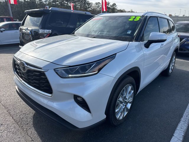 2023 Toyota Highlander Limited FWD