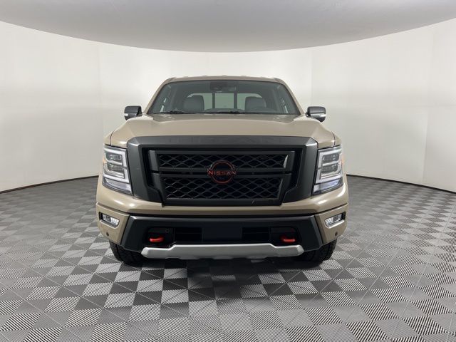 2023 Nissan Titan PRO-4X 3