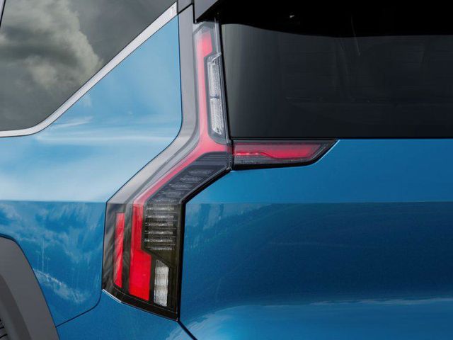 New 2026 Kia EV9 SUV