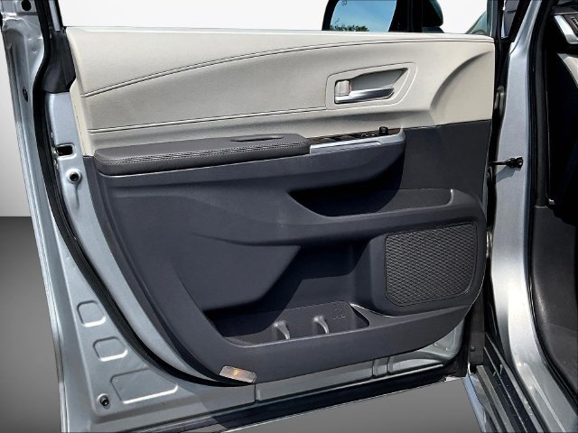 Used 2023 Toyota Sienna Van