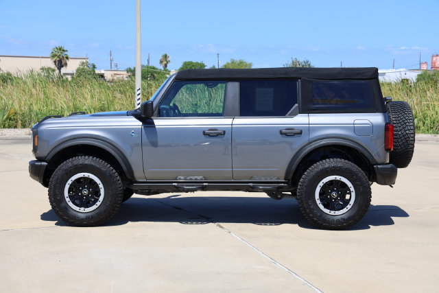 2022 Ford Bronco Black Diamond Gray at Ultimate Motorsports