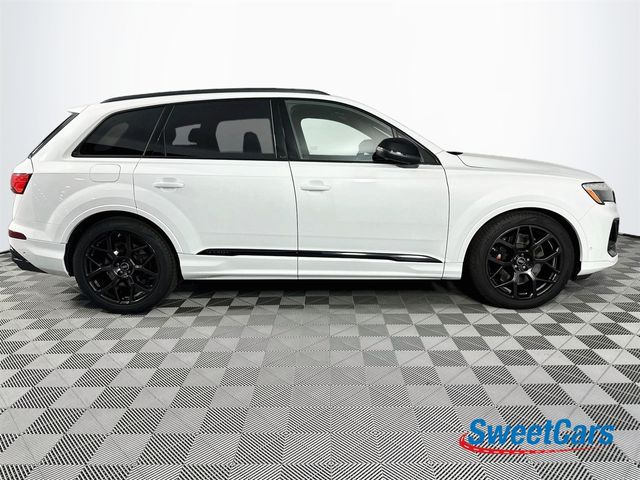 2025 Audi SQ7