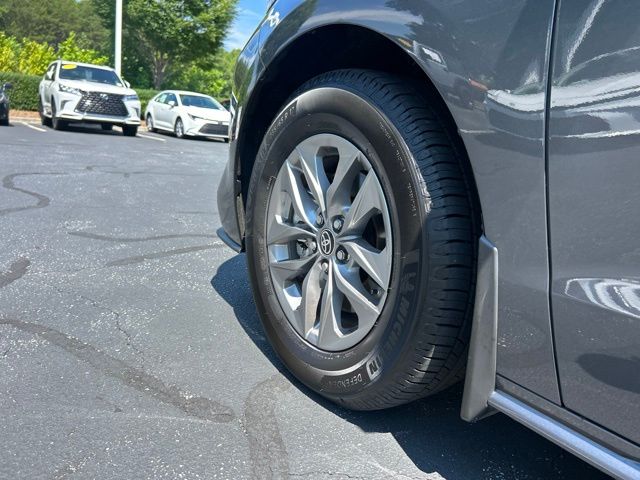 Used 2025 Toyota Sienna Van