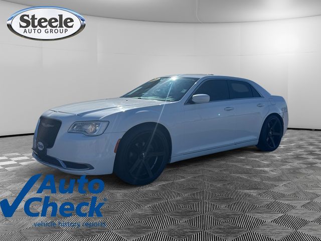 2016 Chrysler 300 Limited RWD