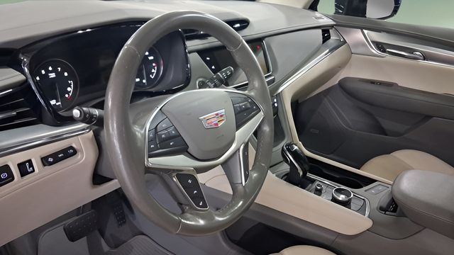 Used 2021 Cadillac XT5 SUV