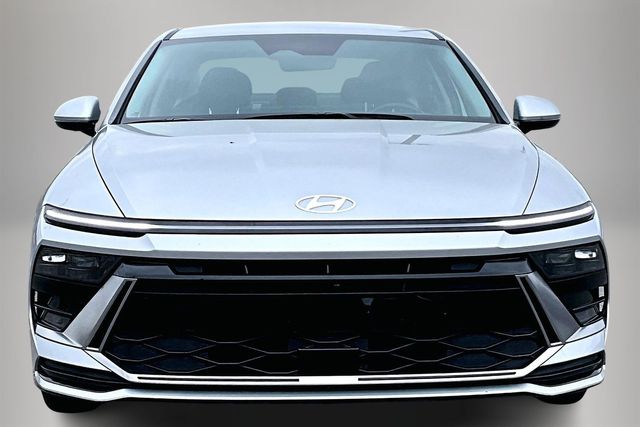 Used 2024 Hyundai Sonata Hybrid SEL 4D Sedan