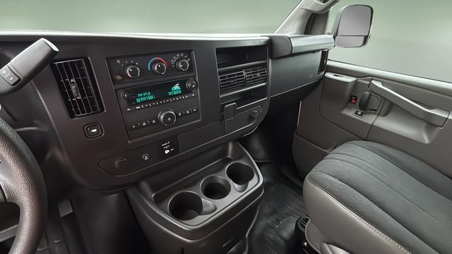 Used 2024 White GMC Work Van image 23