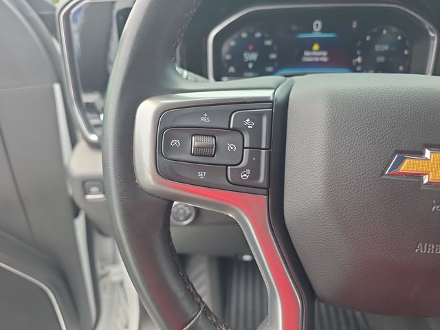 Used 2025 White Chevrolet LT image 18