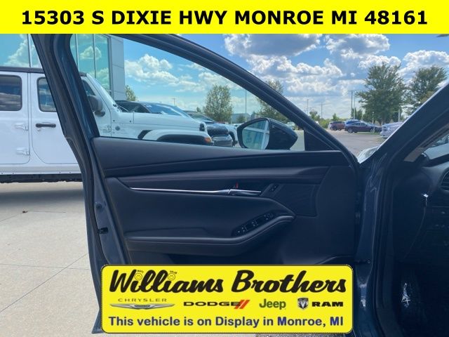 2024 Mazda Mazda3 2.5 S Carbon Edition - Gray Metallic exterior view 12