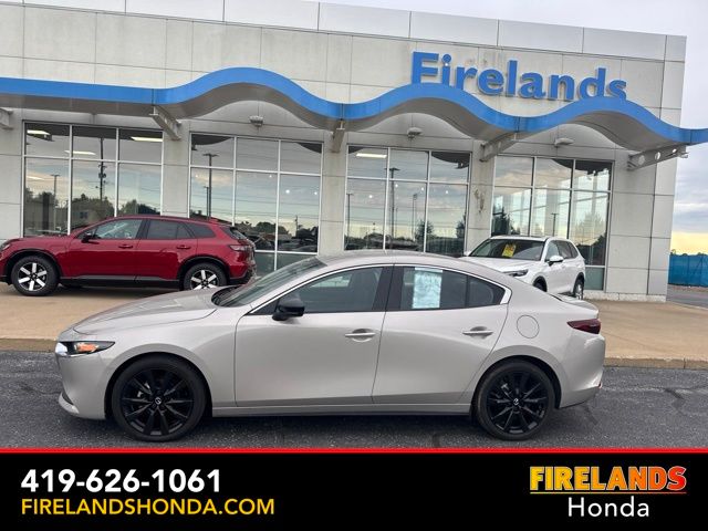 Gray (Platinum Quartz Metallic) 2025 Mazda MAZDA3 Sedan Front-Wheel Drive 6-Speed Automatic