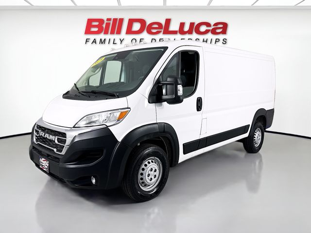 Bright White Clearcoat 2025 RAM ProMaster 2500 Tradesman 136 Low Roof Cargo Van FWD Van Front-Wheel Drive 9-Speed Automatic
