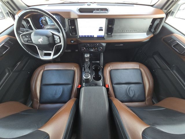 2024 Ford Bronco Outer Banks:B02475