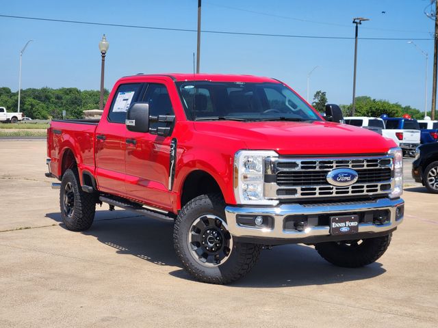 2025 Ford F-250SD XLT photo