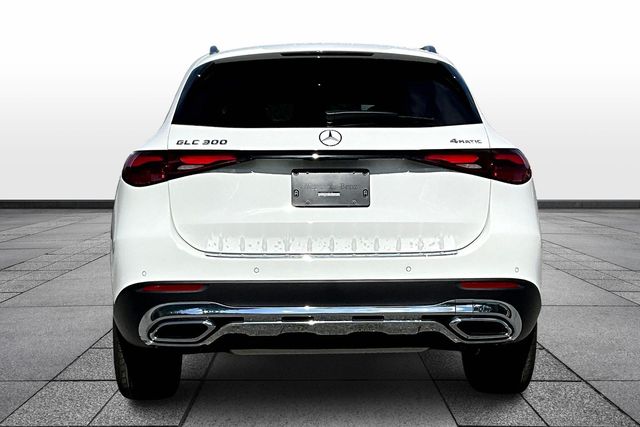New 2026 White Mercedes-Benz GLC 300 image 4