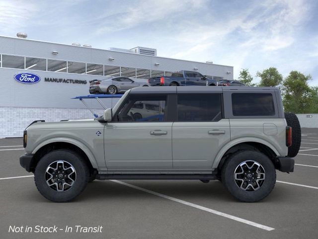 2024 Ford Bronco Outer Banks 4