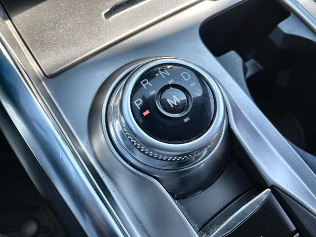 Used 2020 Blue Ford XLT image 21