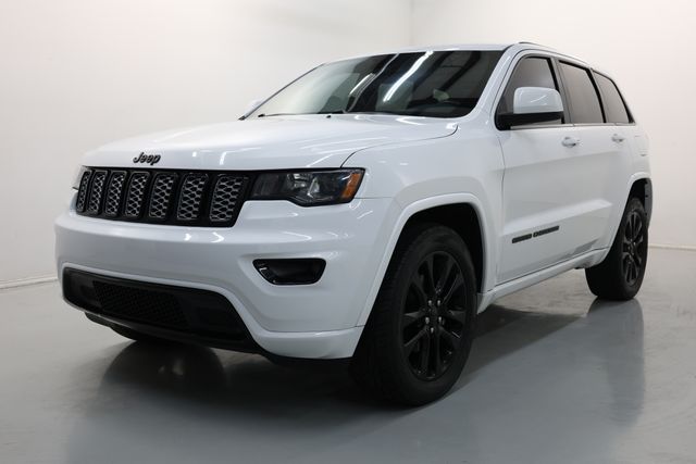 2017 Jeep Grand Cherokee Laredo 4WD