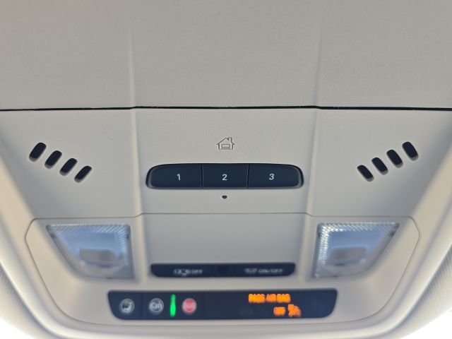 2023 Buick Enclave Essence:C02531