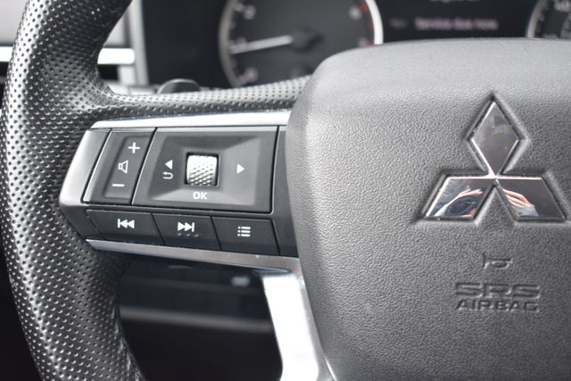 Used 2024 Mitsubishi Outlander SUV