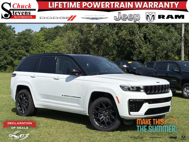 Bright White Clearcoat 2026 Jeep Grand Cherokee SUV / Crossover Four-Wheel Drive 8-Speed Automatic
