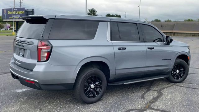 2023 Chevrolet Suburban LS 8