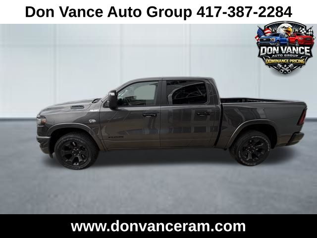 View vehicle photo 3