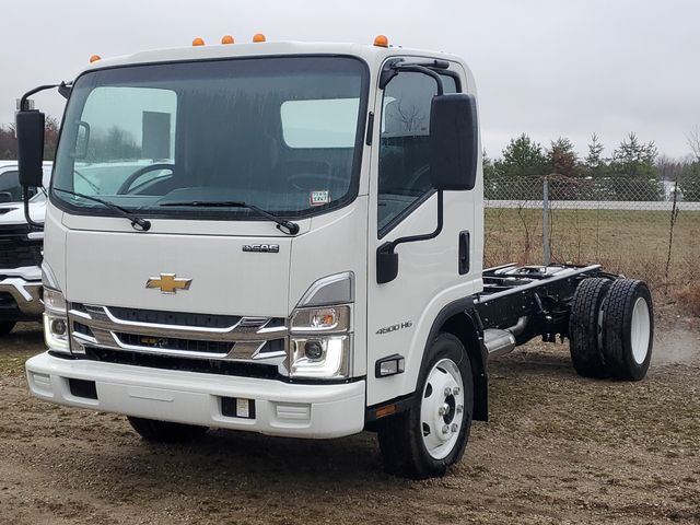 2026 Chevrolet LCF 4500HG Regular Cab RWD Cab Chassis for sale #TS205861 - photo 3