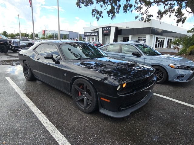 Pitch Black Clearcoat 2017 Dodge Challenger Coupe Rear-Wheel Drive 8-Speed Automatic