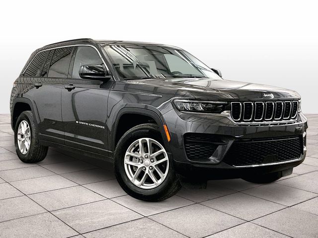 2025 Jeep Grand Cherokee Laredo X Gray at South Hills CDJR