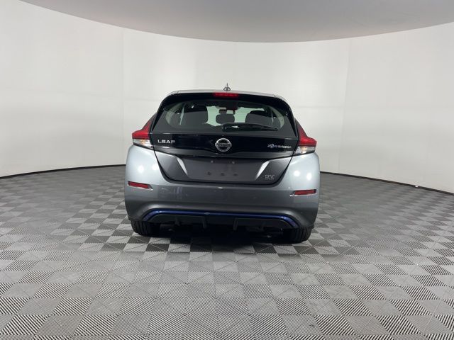 2021 Nissan Leaf SV Plus 8