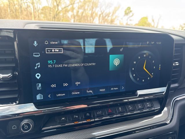 Used 2022 Black Chevrolet ZR2 image 19