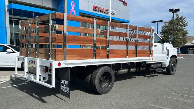 2024 Chevrolet Silverado 5500HD Work Truck 2