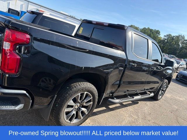 Used 2019 Black Chevrolet RST image 7