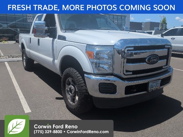 Oxford White 2016 Ford F-250 Super Duty Pickup Truck Four-Wheel Drive 6-Speed Automatic