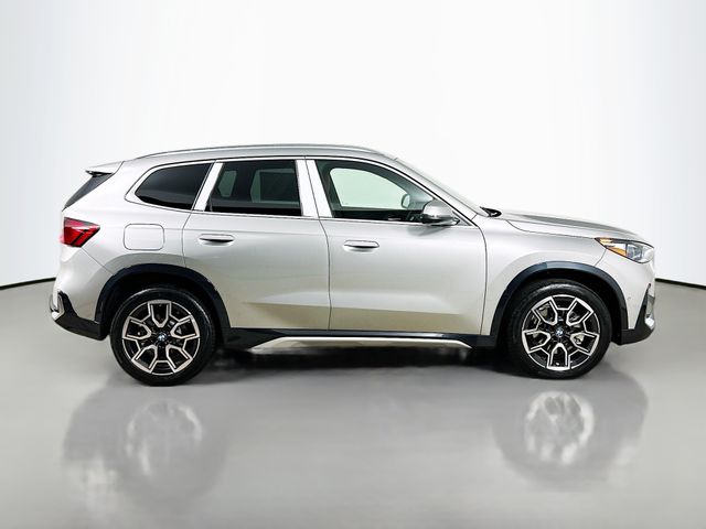 2025 BMW X1 xDrive28i 4