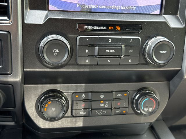 Used 2020 Blue Ford XLT image 23