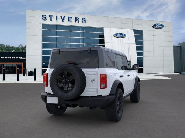 2024 Ford Bronco Black Diamond 8